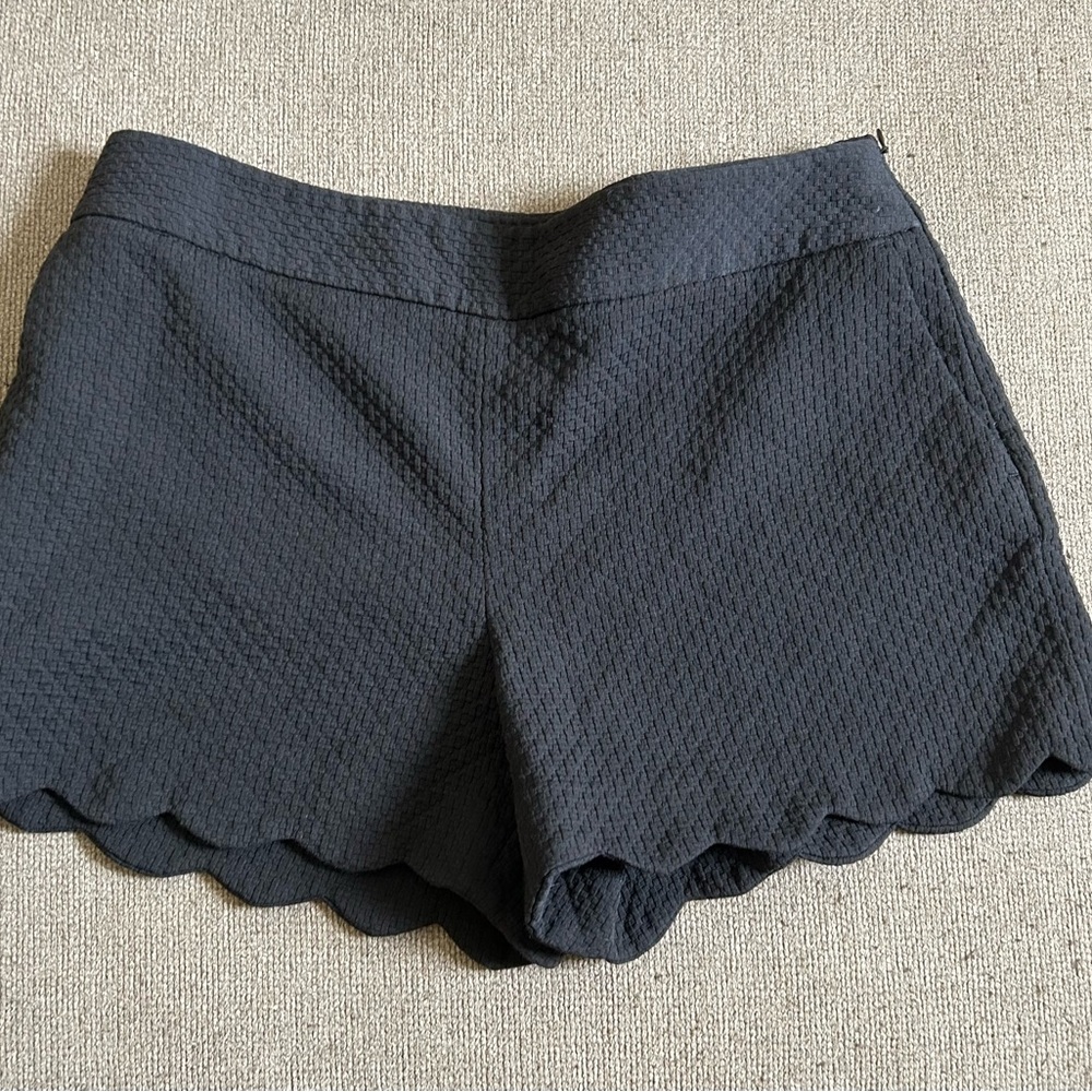 LOFT Riviera Short Black Scalloped Hem Women's Shorts